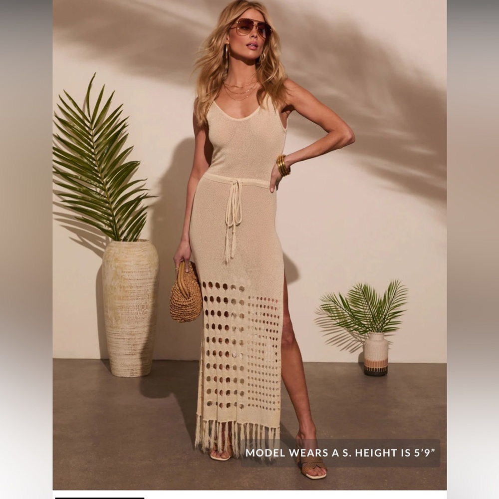 VICI NWOT Cream Knit Cover up with Fringe Detail